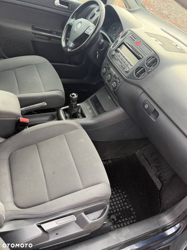 Volkswagen Golf Plus - 15