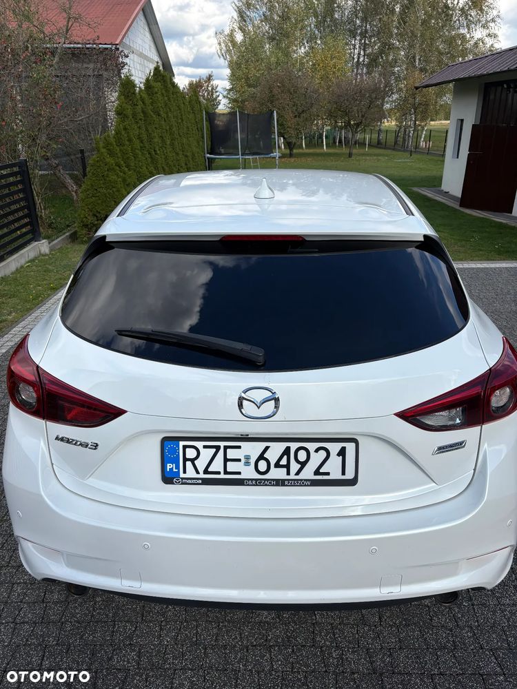 Mazda 3 2018 photo 4