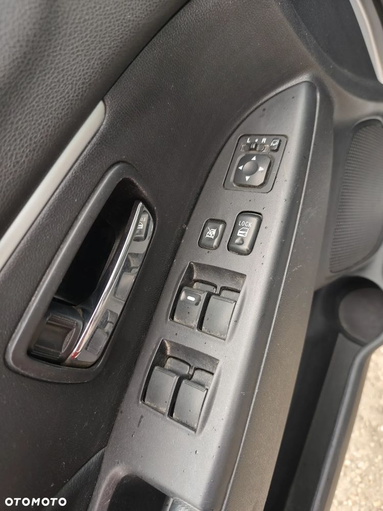 Mitsubishi ASX 1.8 DID Instyle NAVI 4WD AS&G - 10