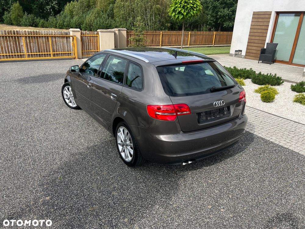 Audi A3 Sportback 2.0 TDI DPF quattro Ambition - 3