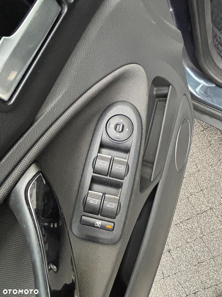 Ford Kuga 2.0 TDCi Titanium MPS6 - 25