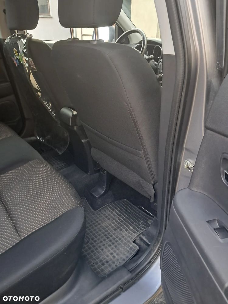 Mitsubishi ASX 1.6 Invite - 16