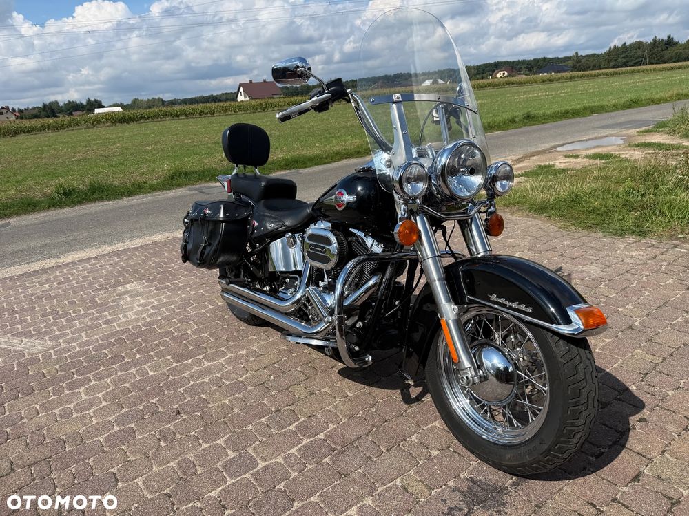 Harley-Davidson Softail Heritage Classic - 20