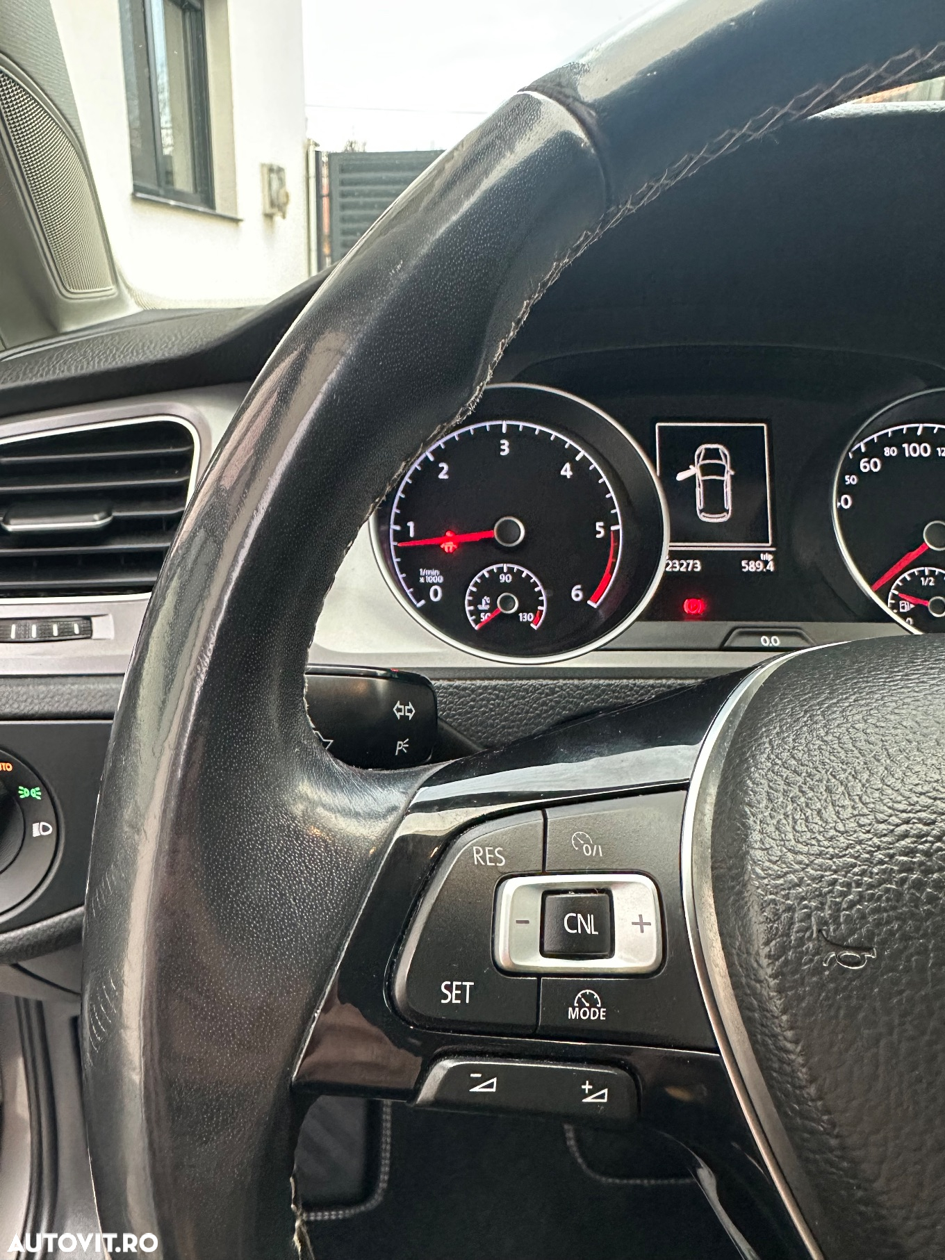 Volkswagen Golf 1.6 TDI BMT Highline - 22