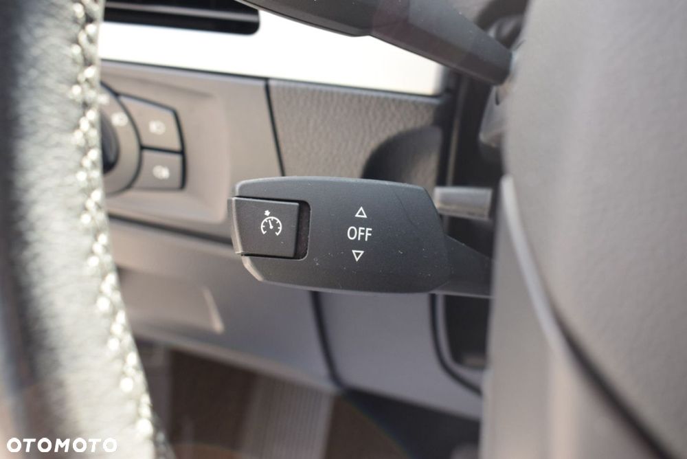 BMW Seria 3 - 29