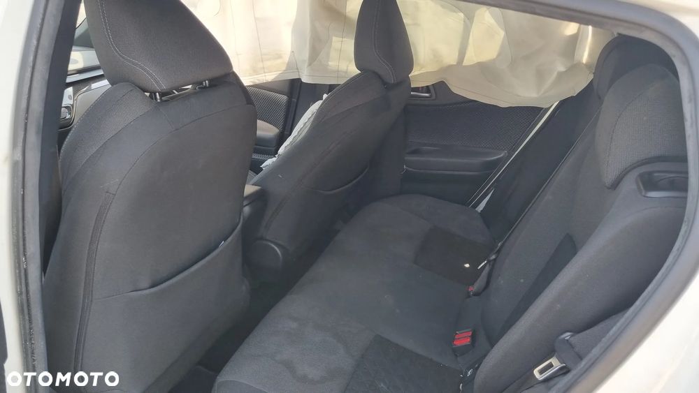 Toyota C-HR 1.8 Hybrid Dynamic - 36