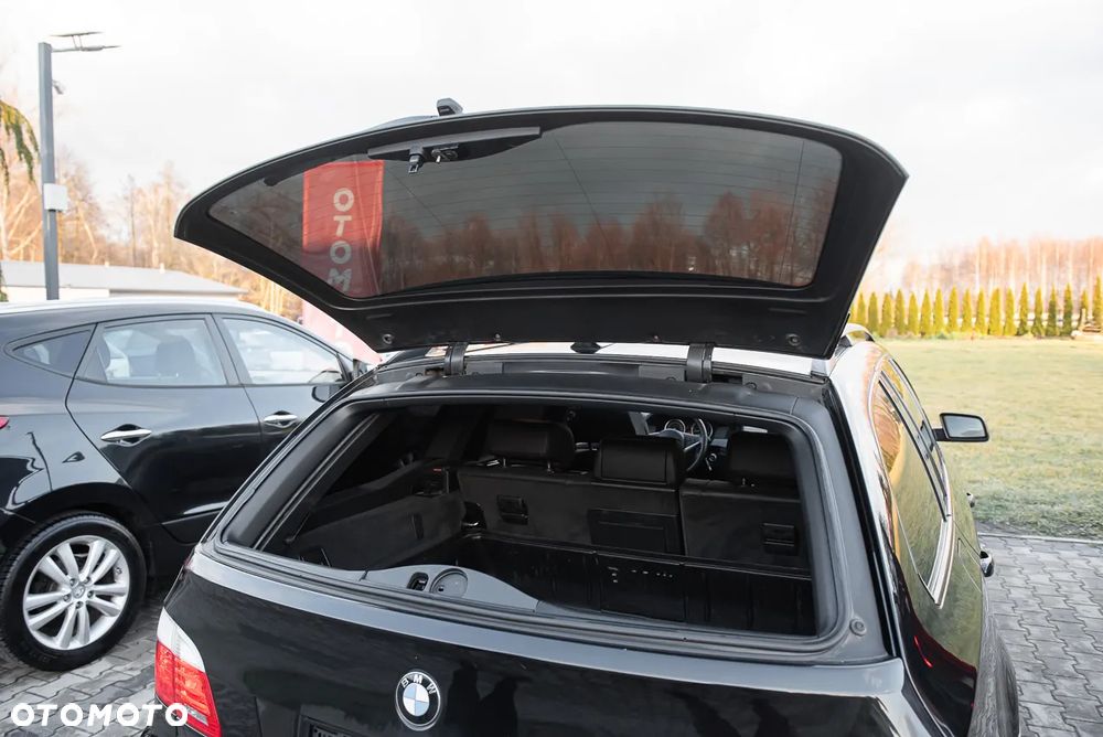 BMW Seria 5 530d xDrive Edition Exclusive - 32