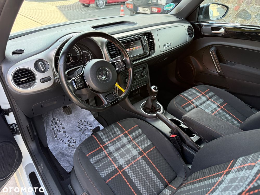 Volkswagen Beetle 2.0 TDI DPF Blue Motion Technologie Allstar - 14