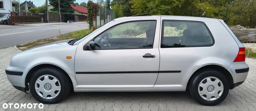 Volkswagen Golf 1.4 Comfortline - 3