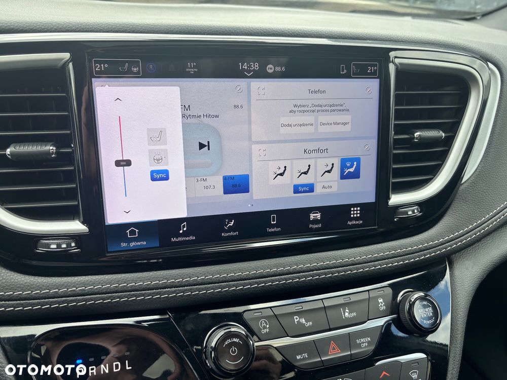 Chrysler Pacifica - 29