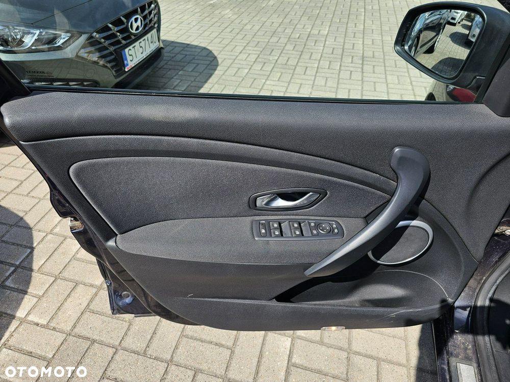 Renault Megane 1.6 16V 110 Dynamique - 21