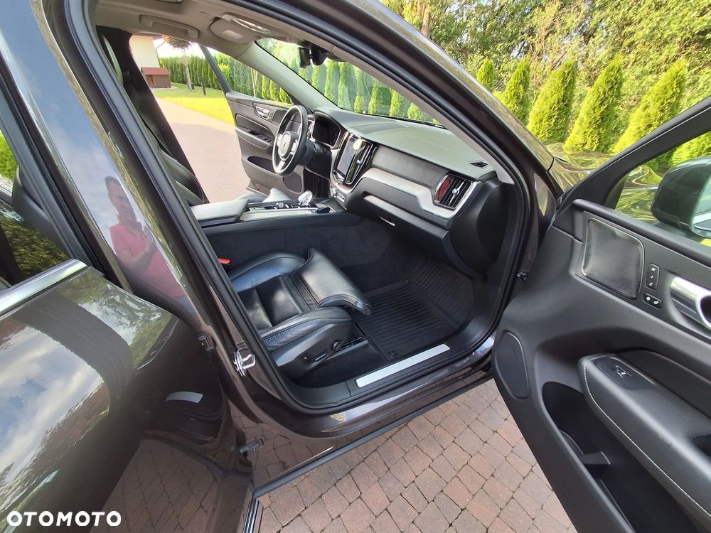 Volvo XC 60 B6 B AWD Inscription - 16