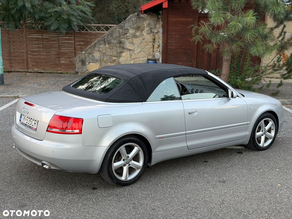 Audi A4 Cabrio 2.0 TDI DPF - 4