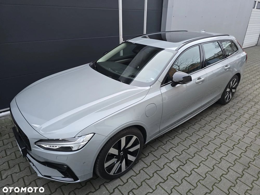 Volvo V90 T6 Recharge AWD Plus Dark - 4