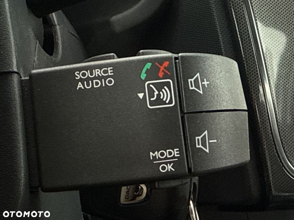 Dacia Sandero 0.9 TCe Laureate S&S - 19