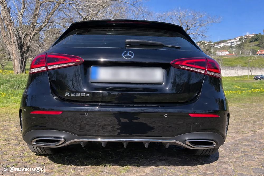 Mercedes-Benz A 250 - 10