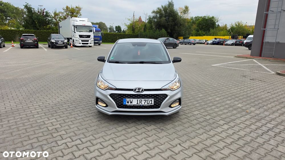 Hyundai i20 - 11