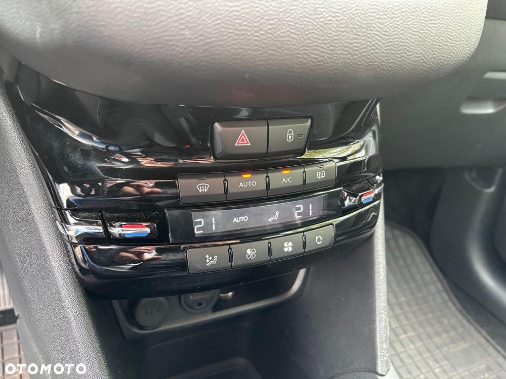 Peugeot 208 1.2 VTi Active - 14