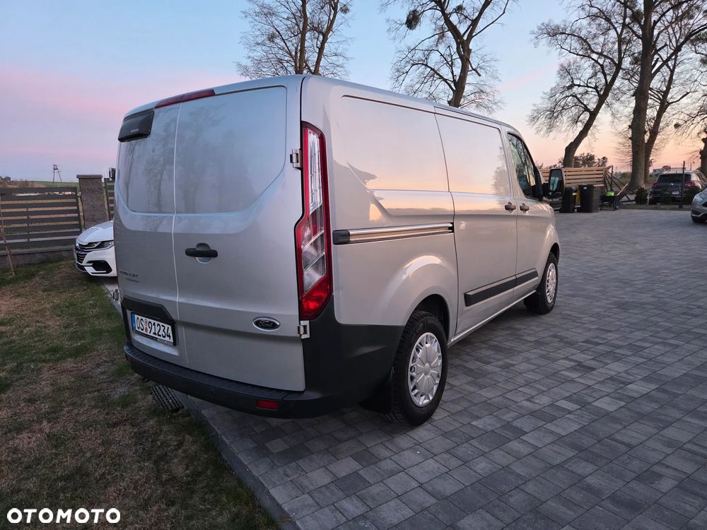 Ford Transit Custom - 9