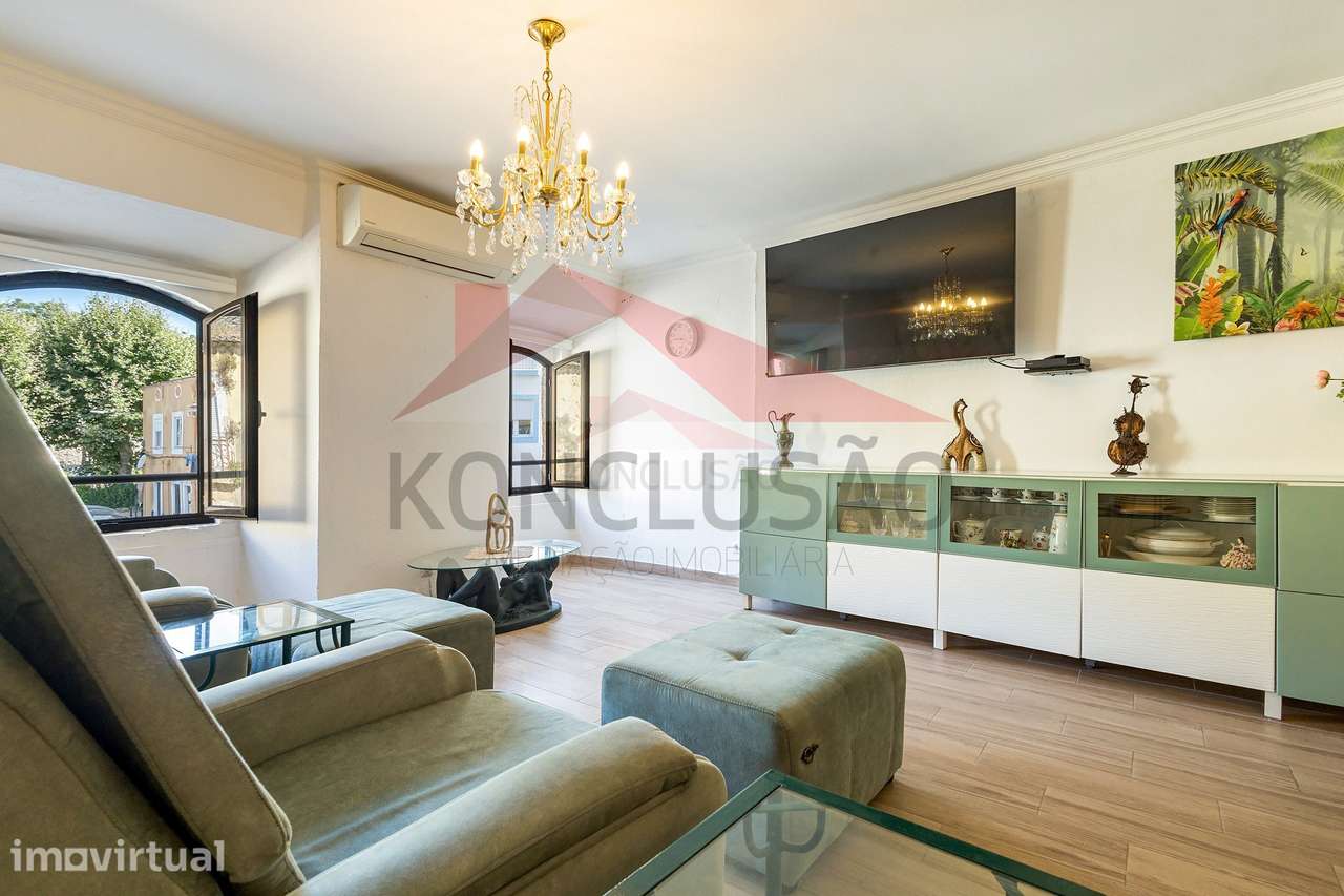 Moradia com Espaço Comercial - Alhandra - Grande imagem: 3/47
