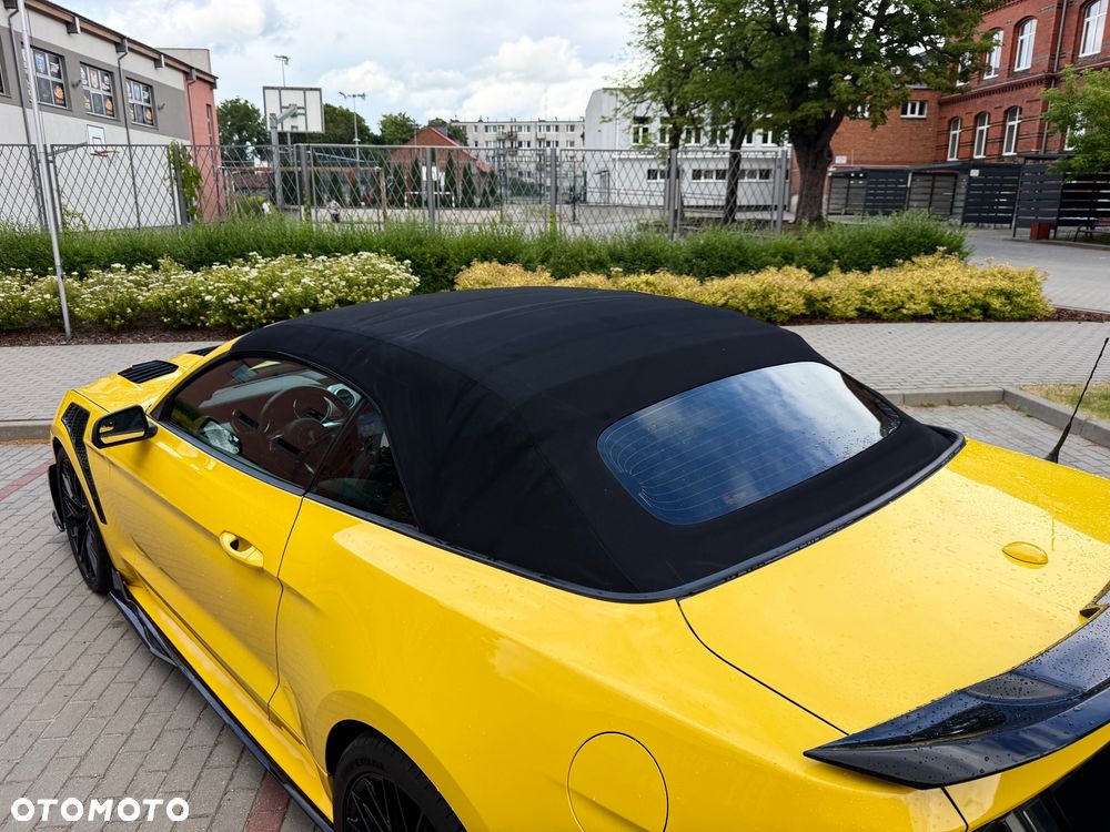 Ford Mustang - 27