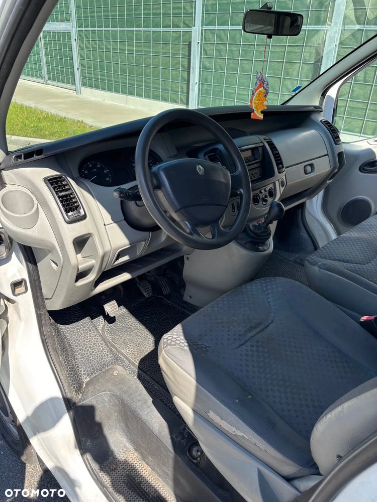 Renault Trafic - 6