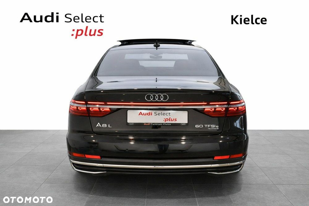 Audi A8 - 4