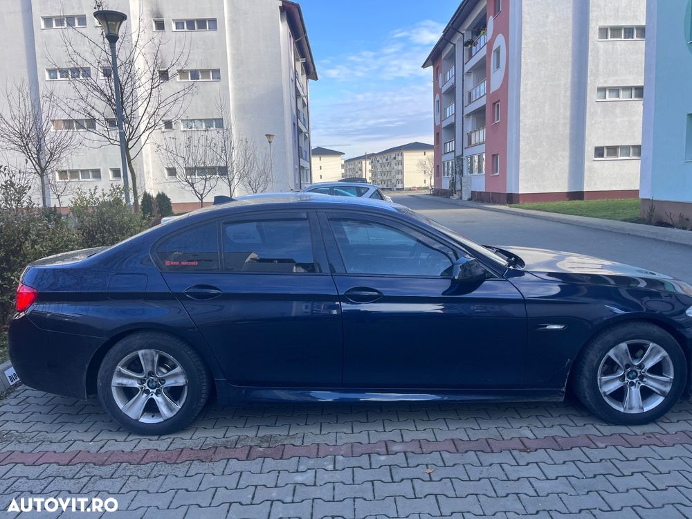 BMW Seria 5 520d Aut. - 14