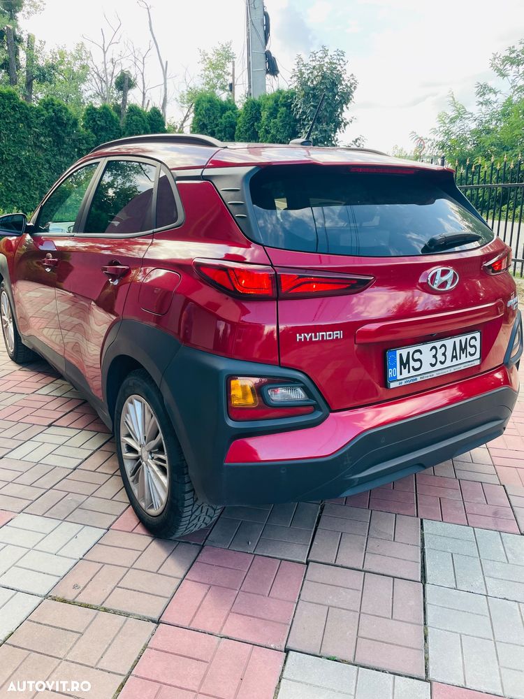 Hyundai KONA - 2