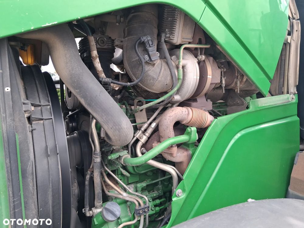 John Deere 6210 R - 9