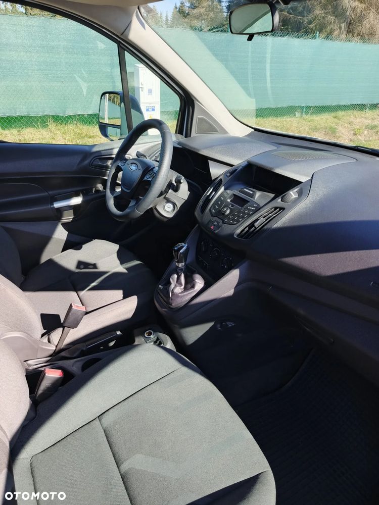 Ford Tourneo Connect - 8