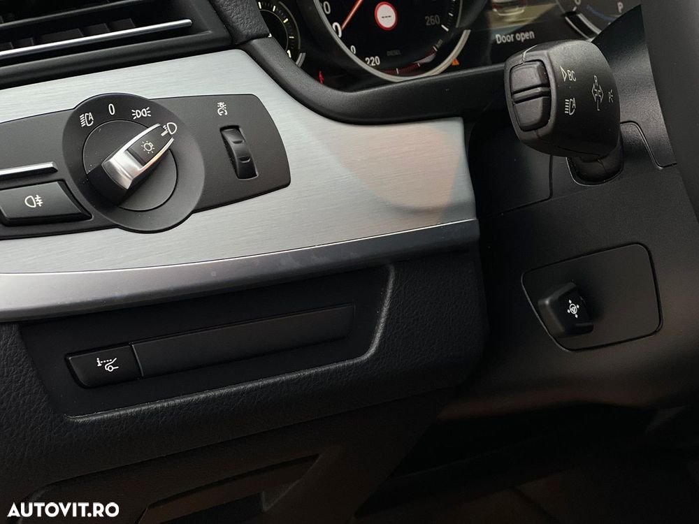 BMW Seria 5 525d xDrive Aut. Luxury Line - 20