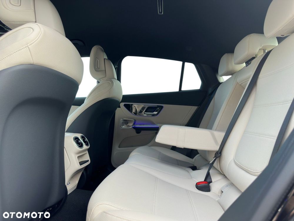Mercedes-Benz GLC 200 mHEV 4-Matic AMG Line - 16