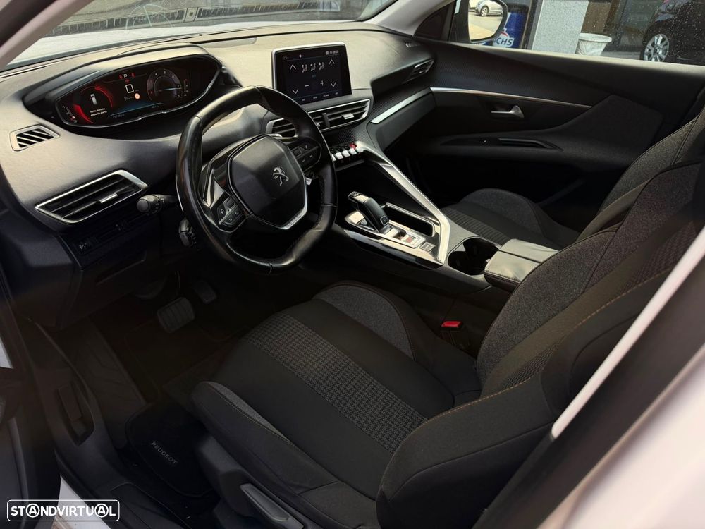 Peugeot 3008 1.5 BlueHDi Allure EAT8 - 10