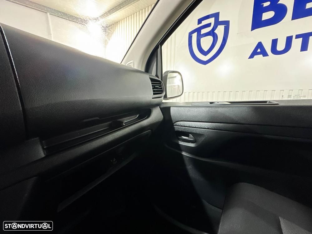 Toyota Proace Eletric 75kWh 136cv Business Line - 27