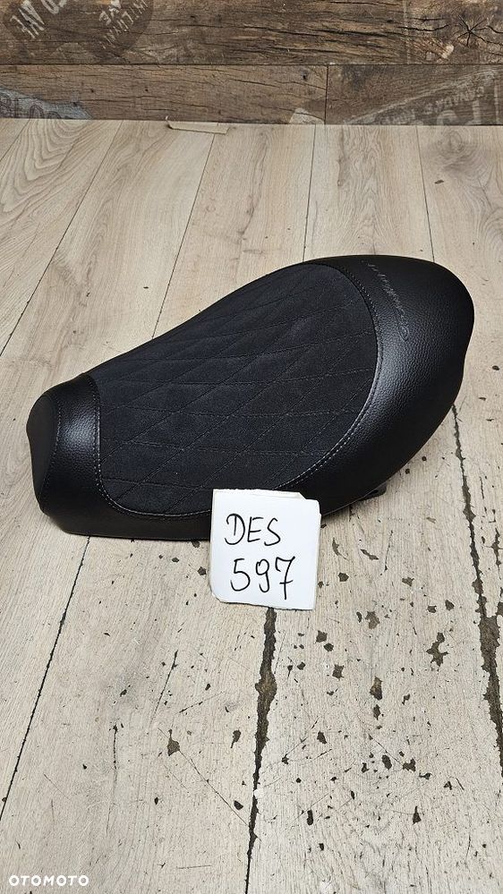 Siedzenie kierowcy Hyosung GV125S Aquila 2019-21r 45110HG7200 - 1