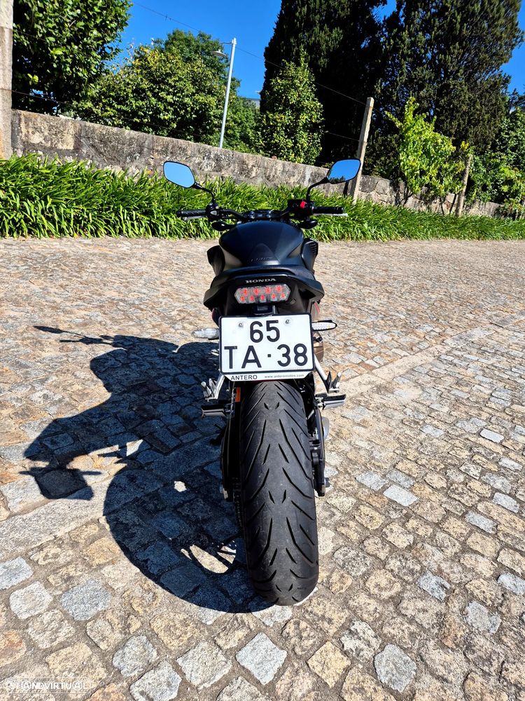 Honda CB 650F - 12