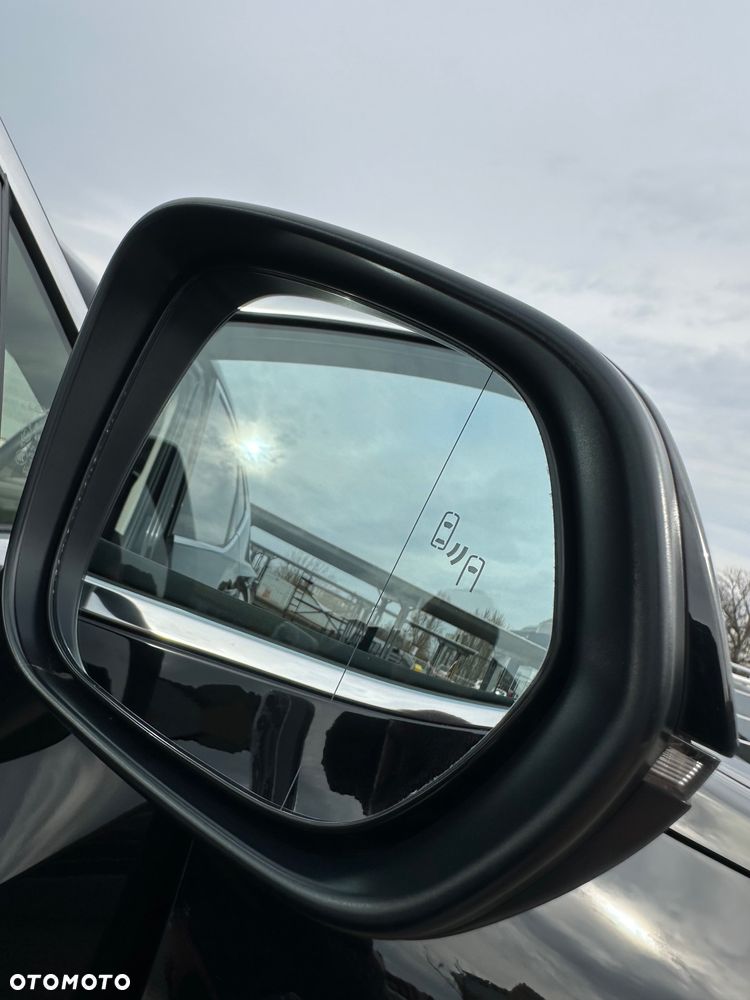 Lexus NX 350h Omotenashi AWD - 25