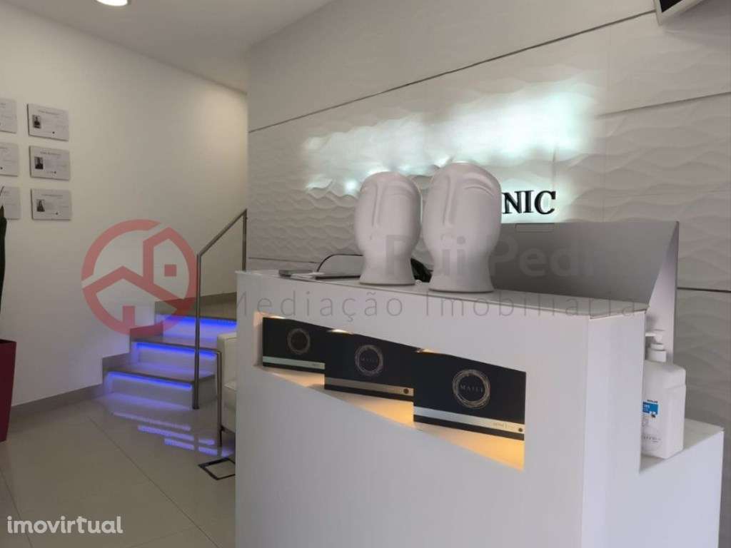 Loja com Parqueamento e Arrecadação, Lisboa - Grande imagem: 4/30