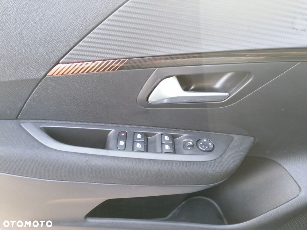 Peugeot 208 Elektromotor 136 Business - 10