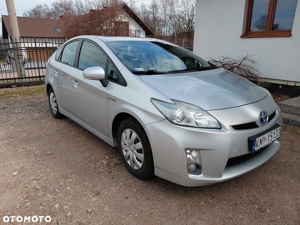 Toyota Prius 1.8 HSD Prestige - 1