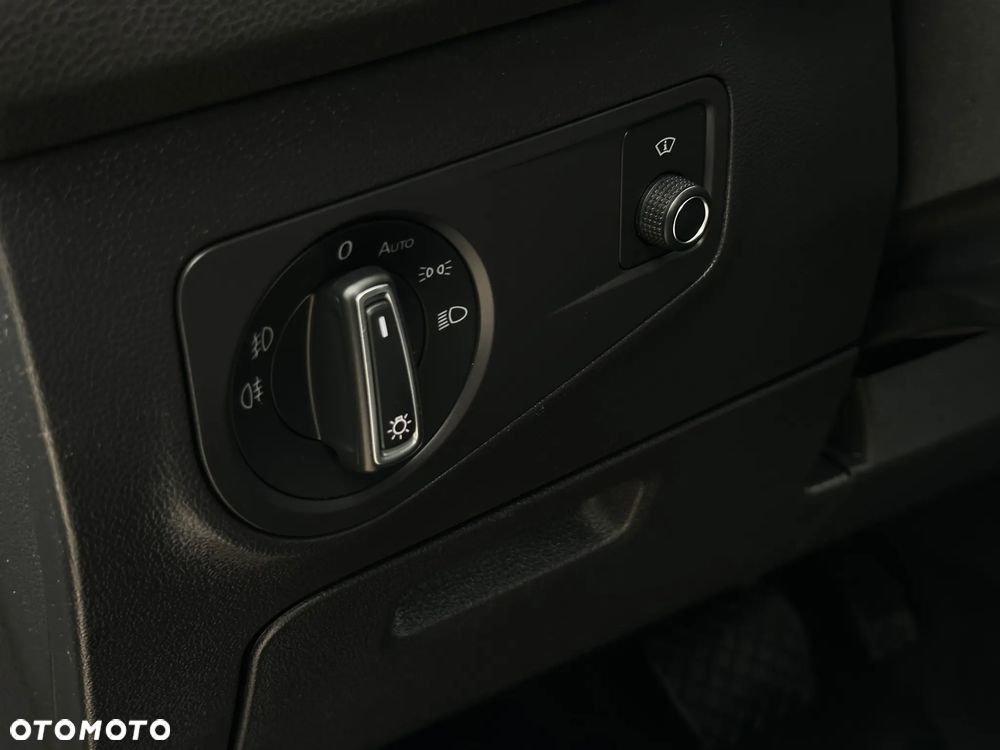 Volkswagen Tiguan - 23