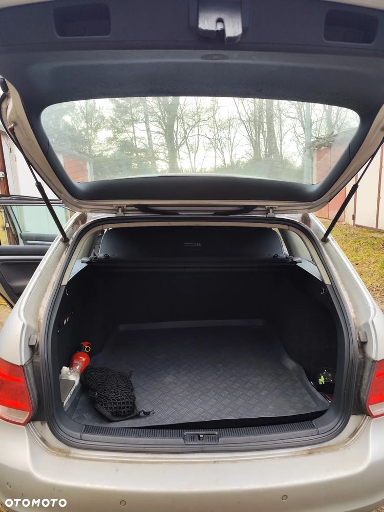 Volkswagen Golf 2.0 TDI Comfortline - 10