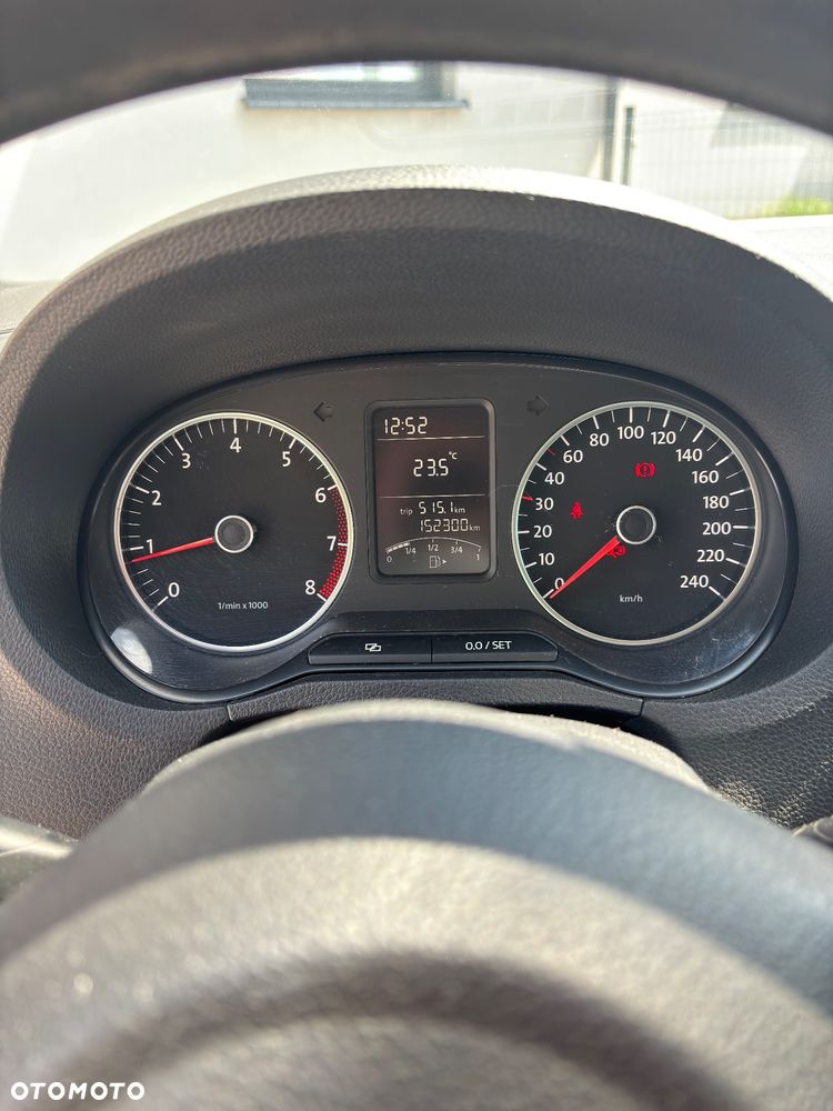 Volkswagen Polo 1.4 16V Trendline - 12