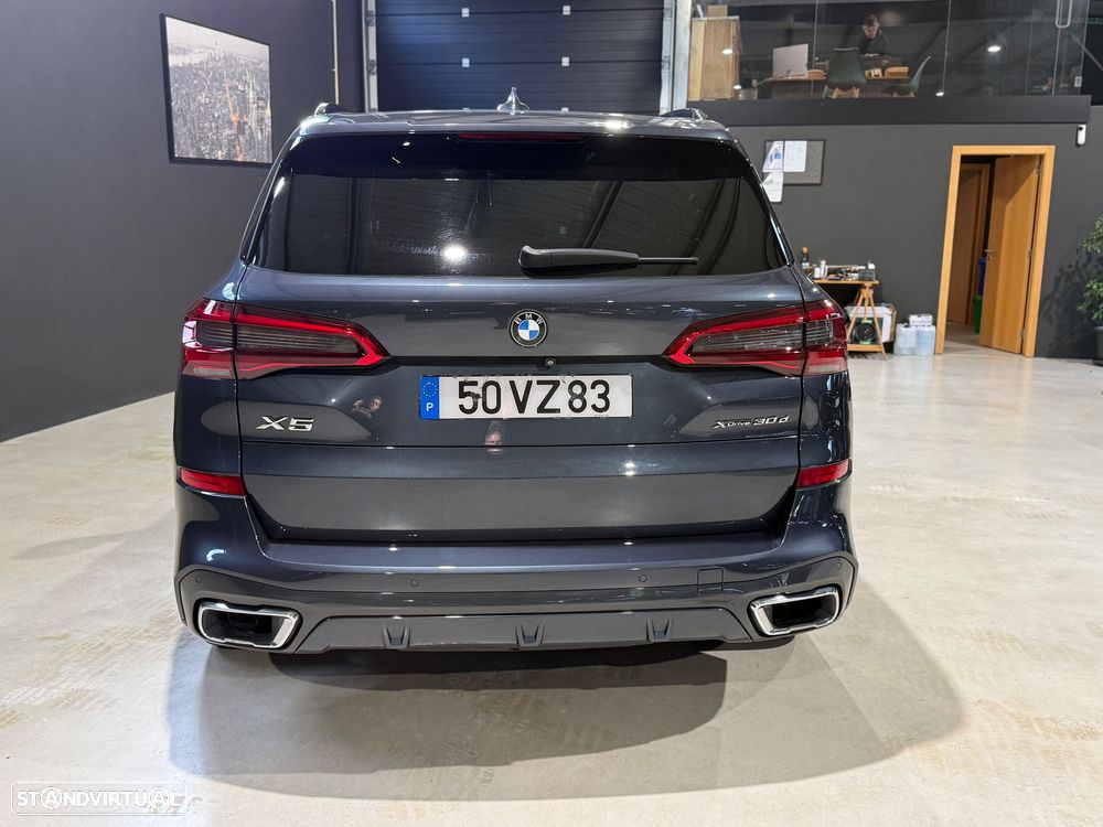 BMW X5 30 d xDrive Pack M - 9