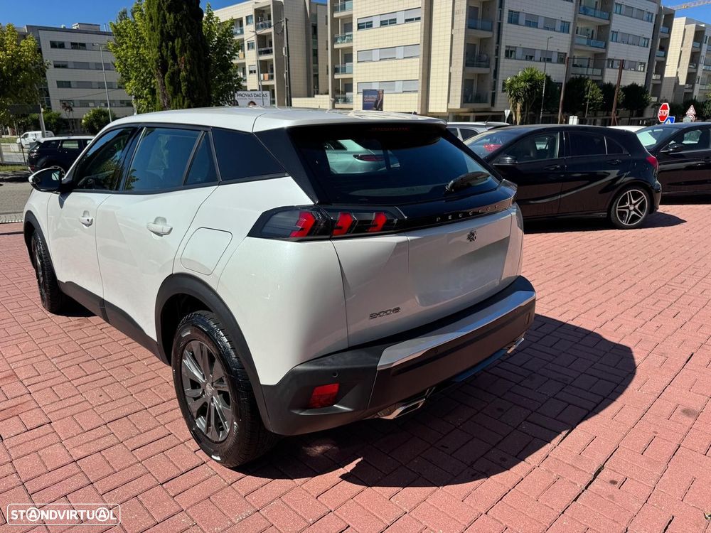 Peugeot 2008 1.2 PureTech Active Pack EAT8 - 36