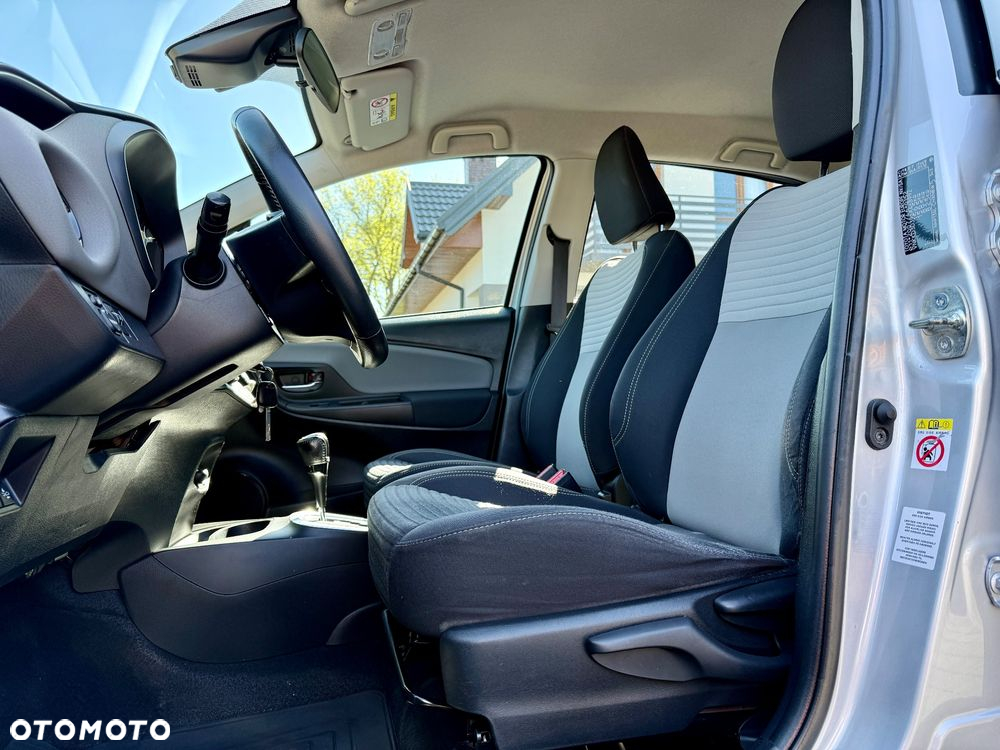 Toyota Yaris Hybrid 1.5 VVT-i Y20 Club - 23