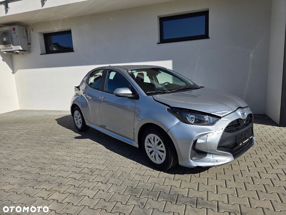 Toyota Yaris - 5