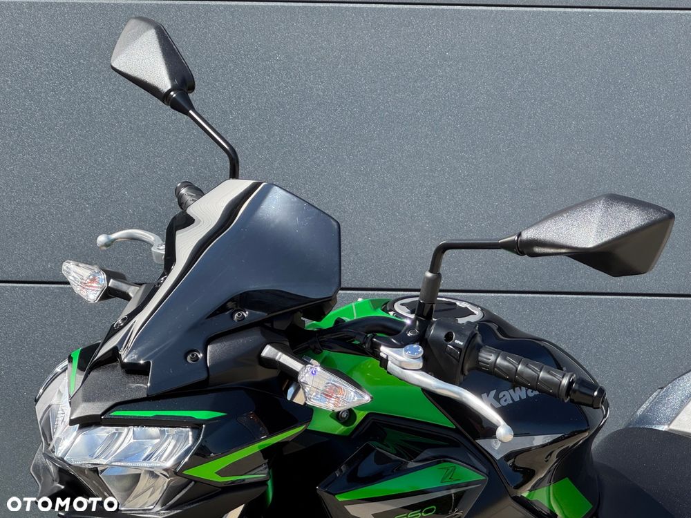Kawasaki Z 650 - 21