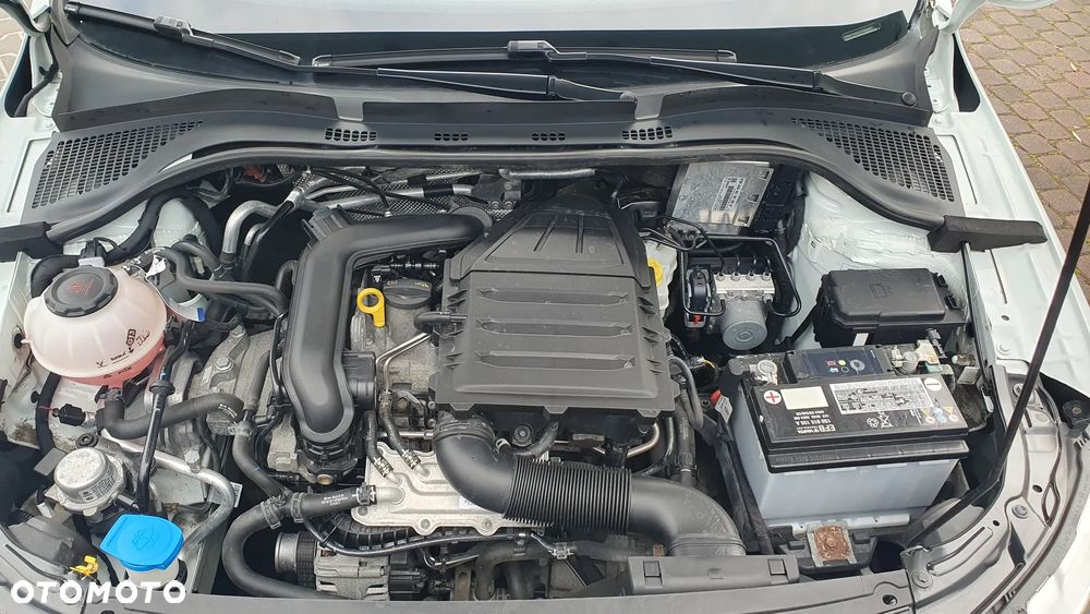 Skoda RAPID 1.0 TSI Style - 14